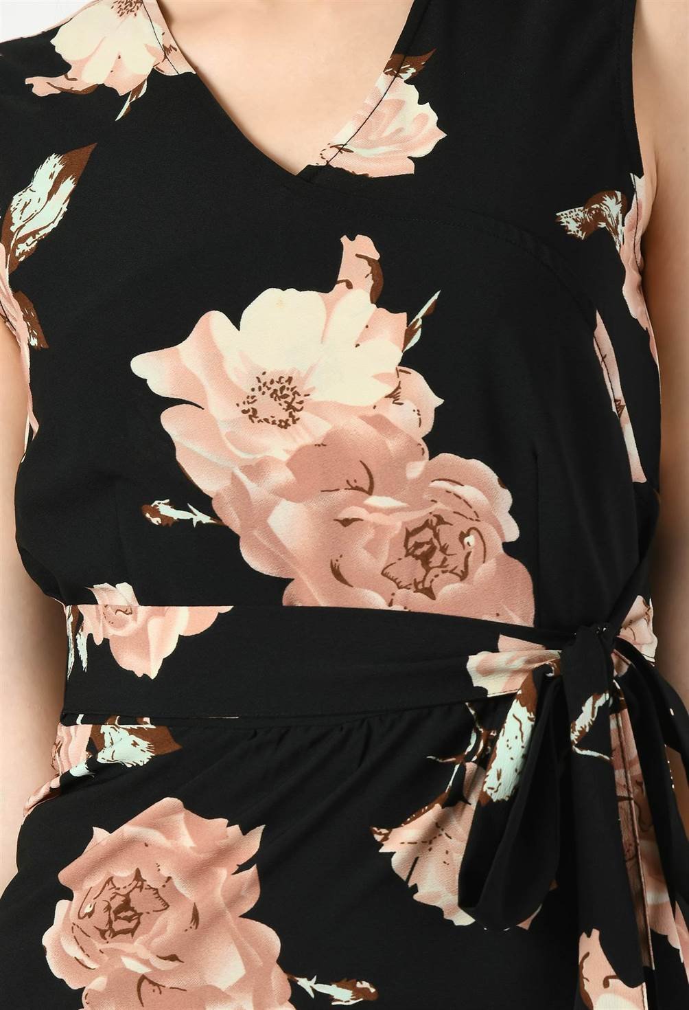 Detailed Floral Pattern on Waylene Black Jumpsuit Fabric